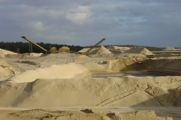 sand-mining-dredgers-top